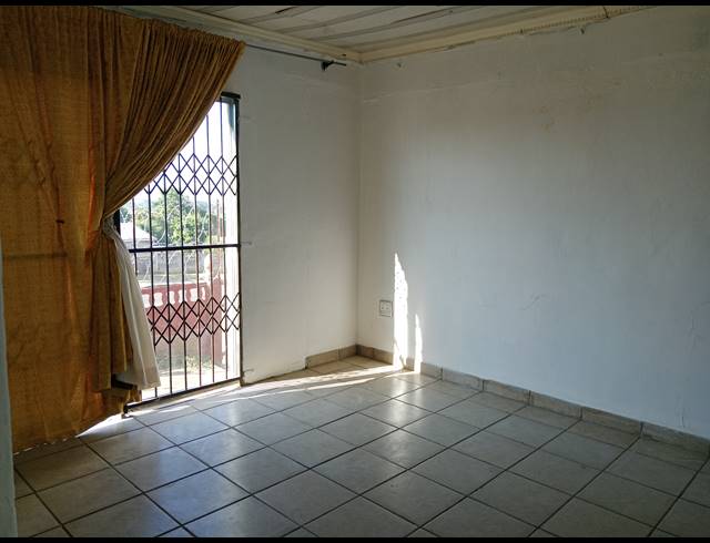 3 BEDROOM FREEHOLD FOR SALE IN NORTHDALE